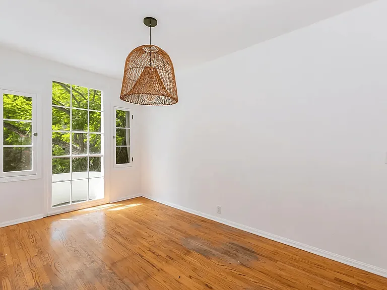 8491 Fountain Ave — Photo 30