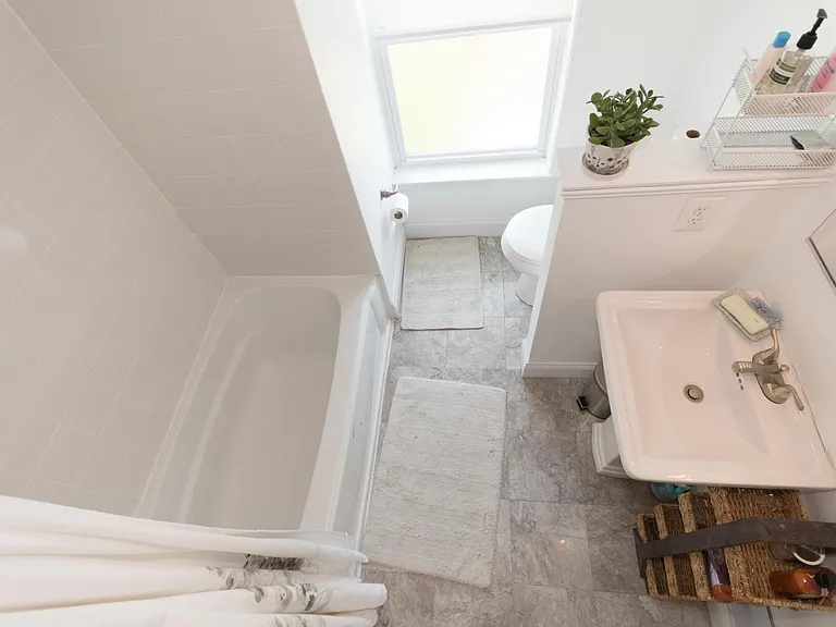 1205 Delafield Pl NW — Photo 42