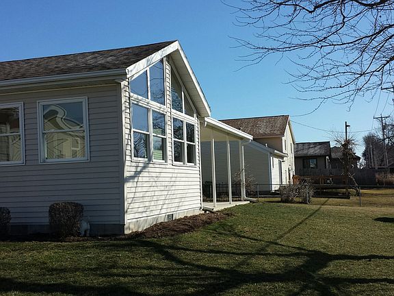 3rd image of 2891 Sherwood Dr
