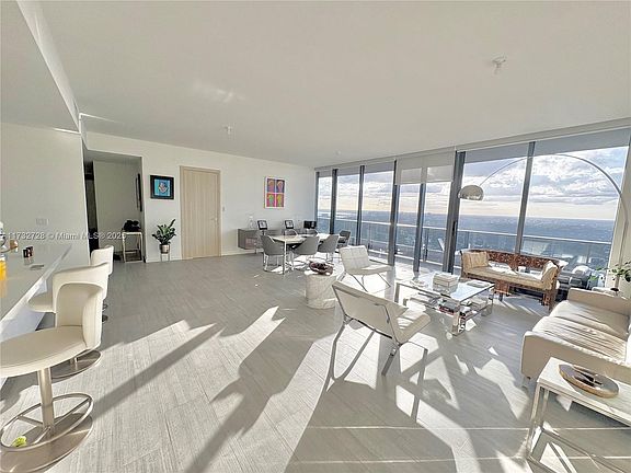 2nd image of 1000 Brickell Plz #Penthouse 5204