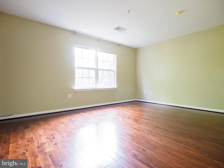 18017 Calabar Dr — Photo 10