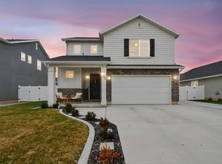 3268 S Boots Way, Syracuse, UT 84075