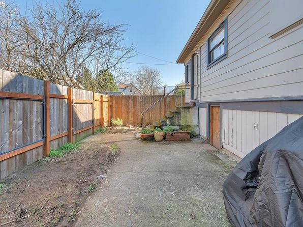 portland-oregon-53971575 picture