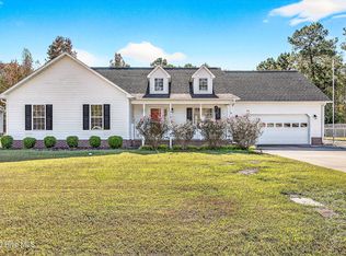 115 Flat Rock Lane, Richlands, NC 28574