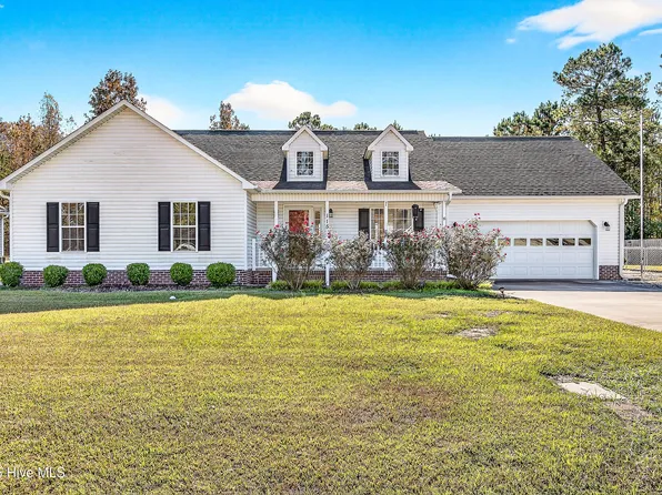 115 Flat Rock Lane, Richlands, NC 28574