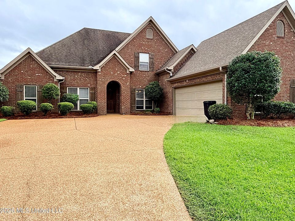 1st image of 424 Julee Cir