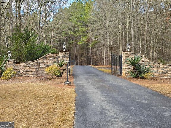 2nd image of 284 Sowell Rd