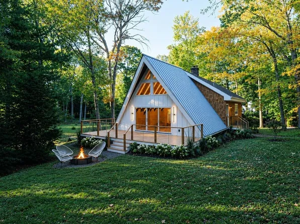 600 Highwood Rd, Southold, NY 11971