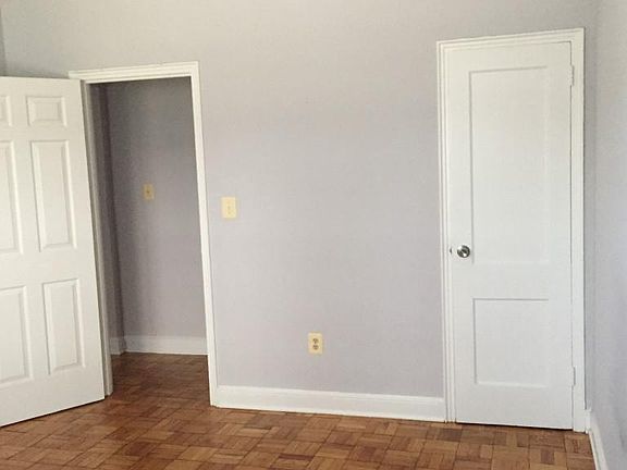 3rd image of 1724 N Quinn St APT 106