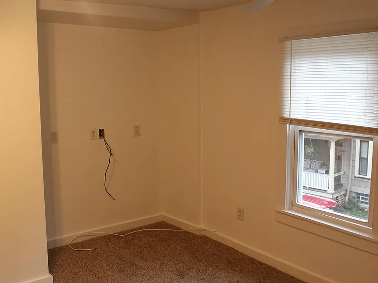 350 Caroline St #2 — Photo 7