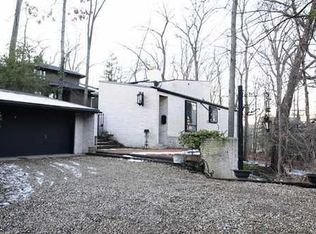 2267 Glendaloch Rd, Ann Arbor, MI 48104