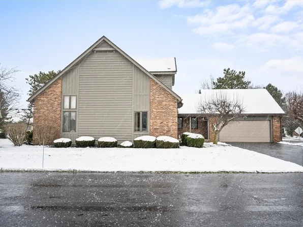 9 Margate Dr, Rochester, NY 14616