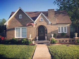 3504 Meadowbrook Dr, Fort Worth, TX 76103