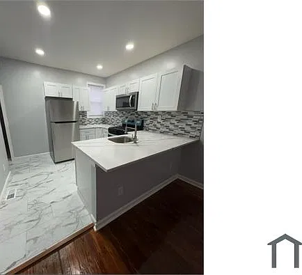 3 bed, 1200 sqft, $1,900 — Photo 1