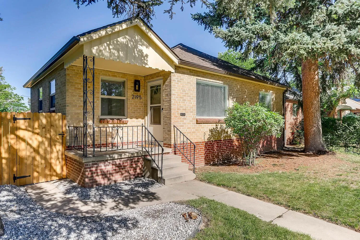 2195 S Logan Street — Photo 1