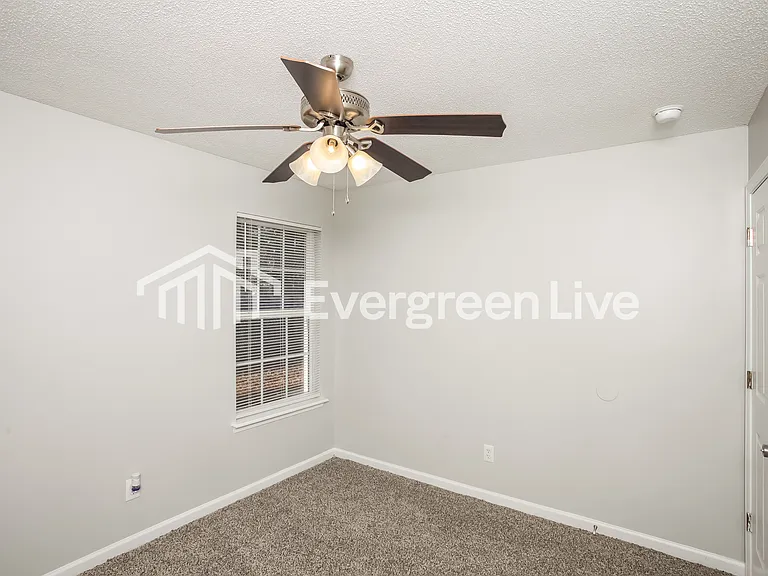 6 Danrock Ct — Photo 11