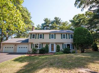 13 Oak Hill Rd, Natick, MA 01760