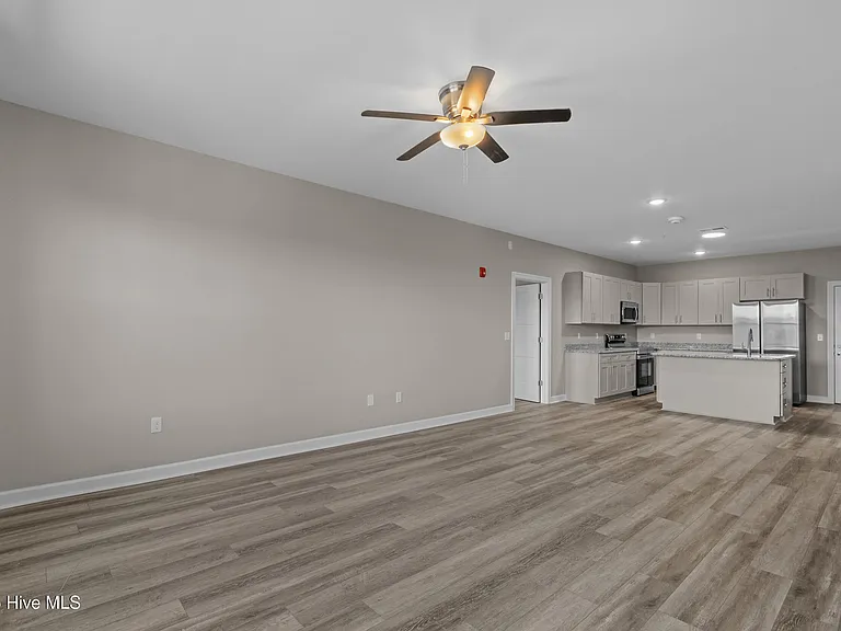2272 Dolphin Shores Dr SW #402 — Photo 12