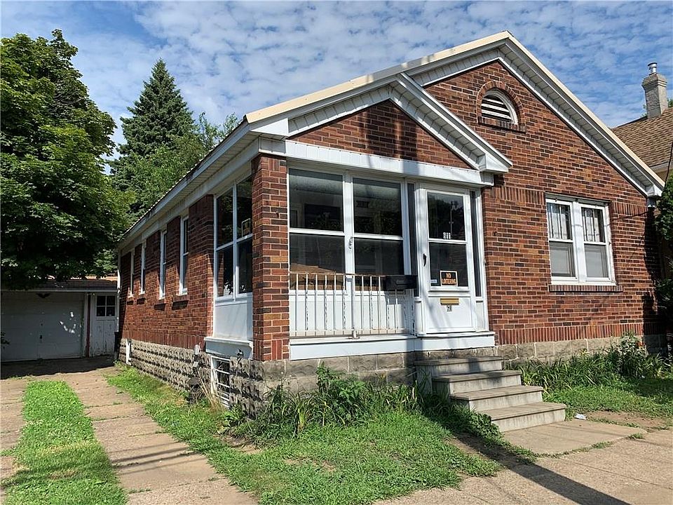 1st image of 611 Wallace St