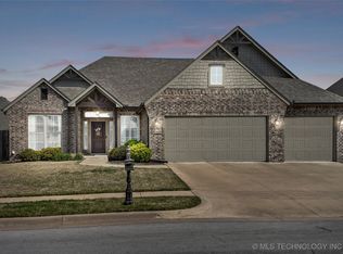 18615 E 43rd Pl S, Tulsa, OK 74134