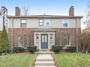 913 Alter Rd, Detroit, MI 48215