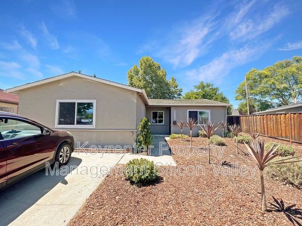 3115 Calzar Dr