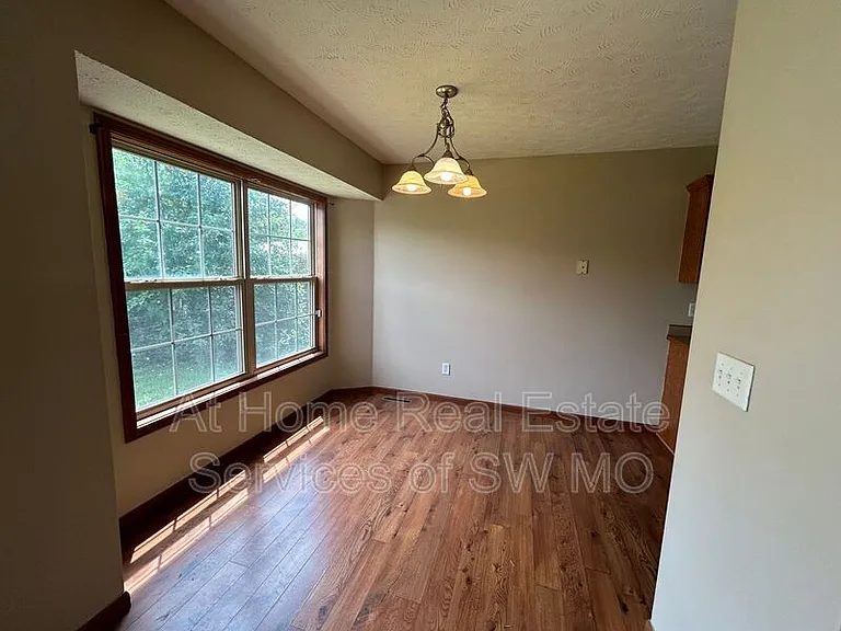 125 Deer Run — Photo 3