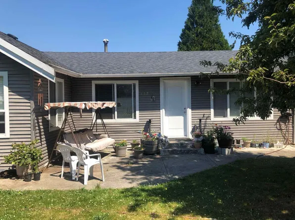14355 72nd Ave, Surrey, BC V3W 2P9