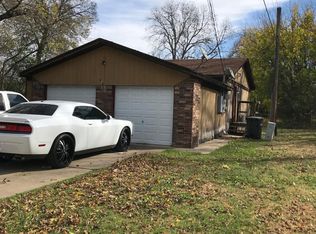 906 A St NW, Ardmore, OK 73401