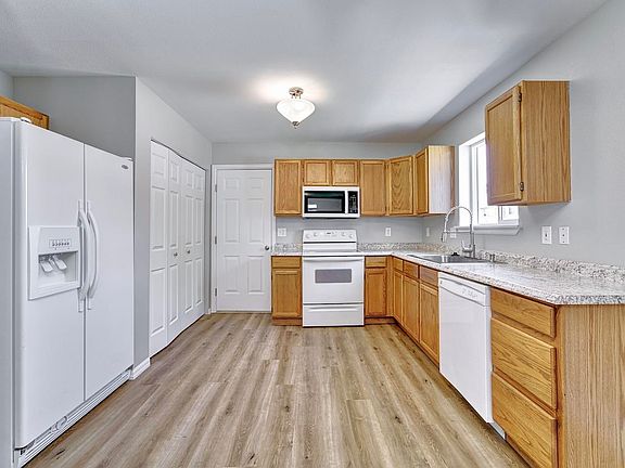 2nd image of 108 Bonnie Vista Dr