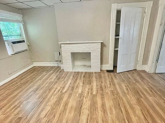 4th image of 4416 Sherrod St APT 2