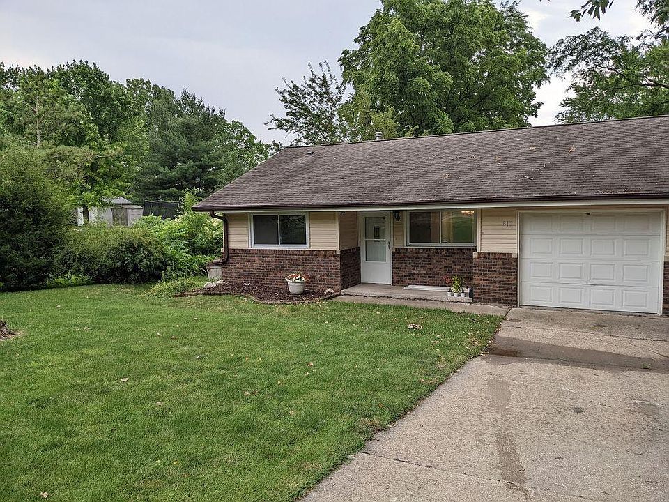 1st image of 810 W Austin Dr