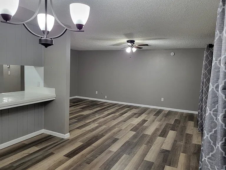 3216 La Costa St #D — Photo 5