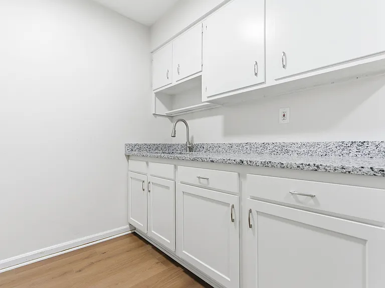 4636 Stonestreet Ave #3 — Photo 14