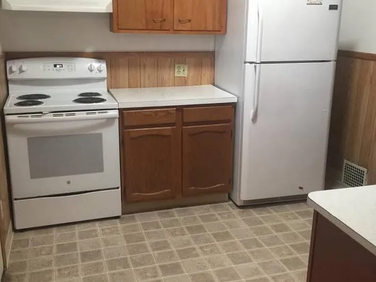 1112 Linden St #1 — Photo 6