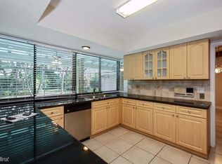 8020 SW 163rd St, Palmetto Bay, FL 33157