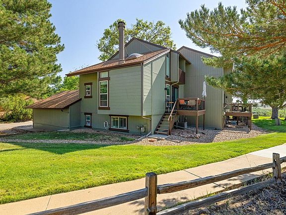 3rd image of 1656 Bradley Dr