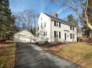 22 Red Gate Ln #1, Cohasset, MA 02025