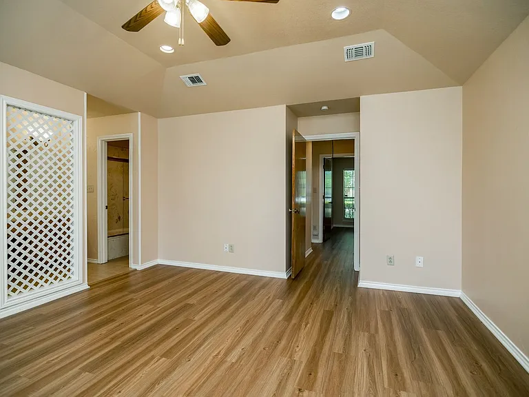 3624 Amanda Cir — Photo 14