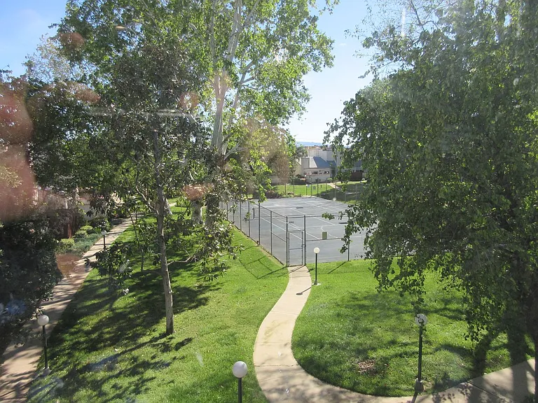 8865 Independence Ave #26 — Photo 28