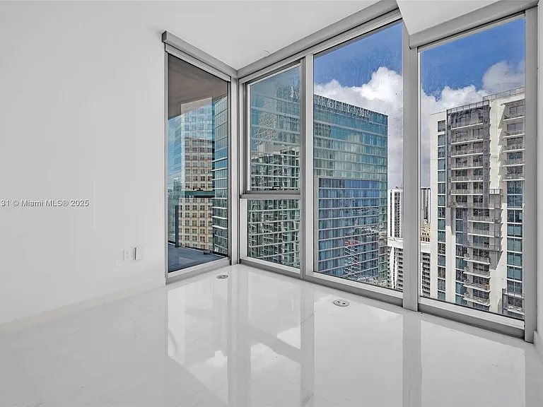 300 Biscayne Blvd #3809 — Photo 17