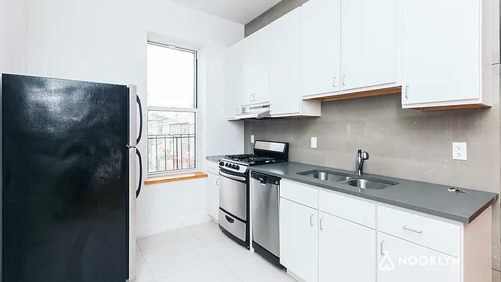 Rented by Nooklyn NYC LLC | media 14