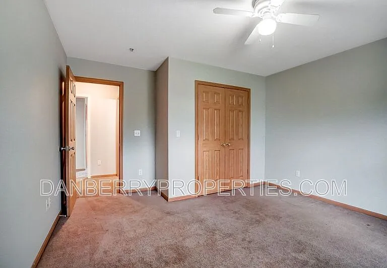 1127 N Byrne Rd #1 — Photo 33