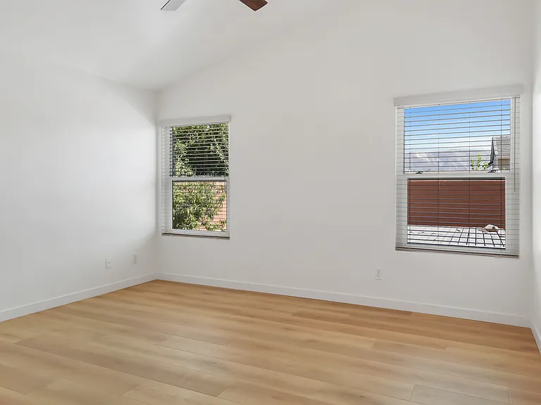 458 River St — Photo 14