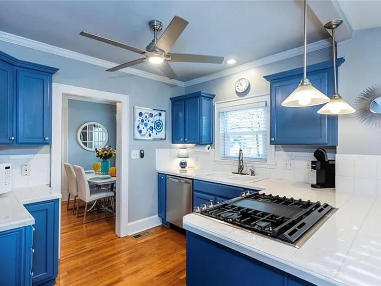 1426 Clermont Ave — Photo 19