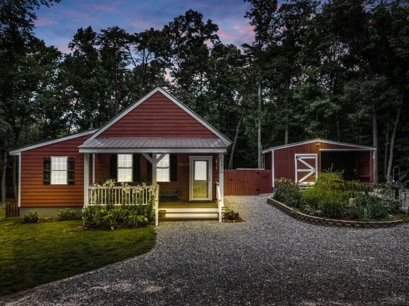 345 Bogey Neck Rd, Heathsville, VA 22473