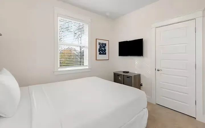 318 Grande Pointe Cir — Photo 27