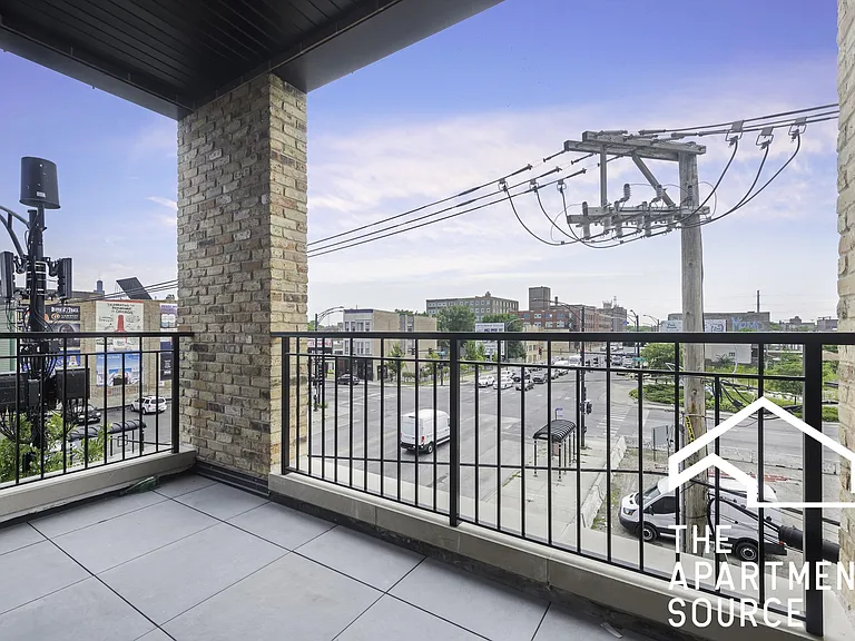 520 N Western Ave #3B — Photo 6