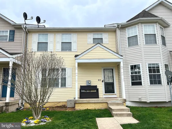 41 Argon Dr, Martinsburg, WV 25405