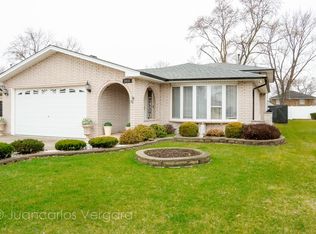 8432 Natchez Ave, Burbank, IL